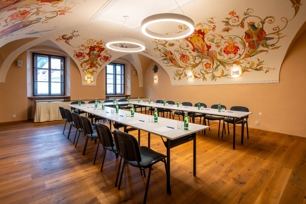 Hotel Zlaty Andel Seminarraum mit Ausblick